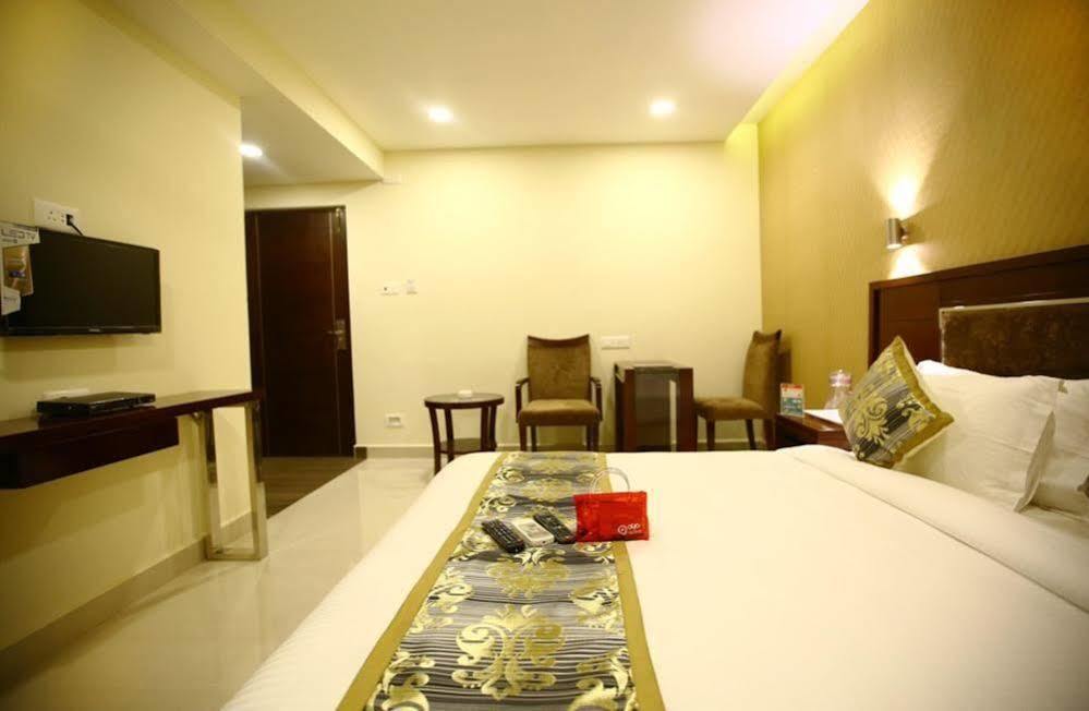 Oyo Rms Kodambakkam High Rd Ram Theater 3*